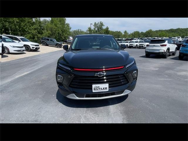 new 2025 Chevrolet Blazer car, priced at $35,432