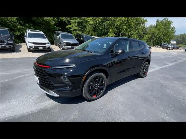 new 2025 Chevrolet Blazer car, priced at $35,432