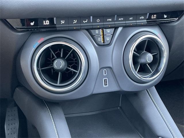 new 2025 Chevrolet Blazer car, priced at $35,432