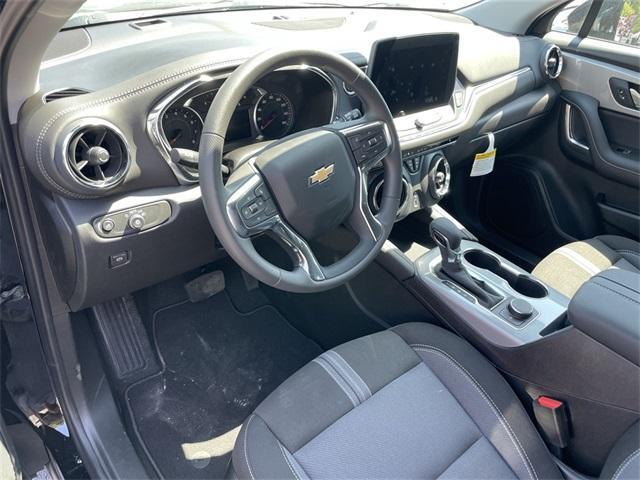 new 2025 Chevrolet Blazer car, priced at $35,432