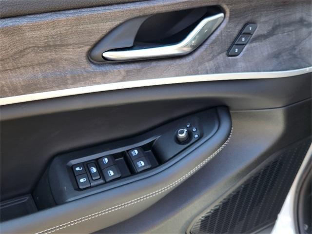 new 2025 Jeep Grand Cherokee L car, priced at $51,184