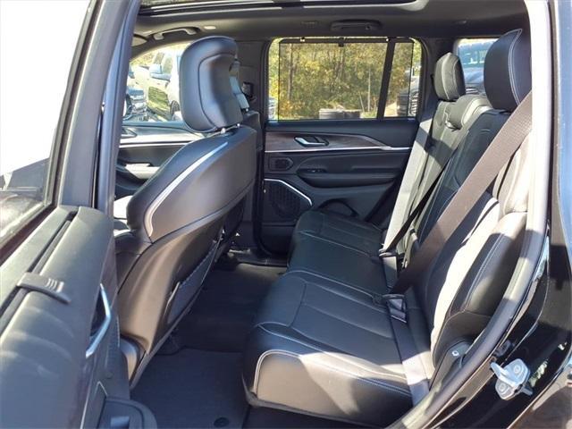 new 2025 Jeep Grand Cherokee car, priced at $55,135