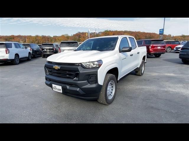 new 2024 Chevrolet Colorado car, priced at $39,025