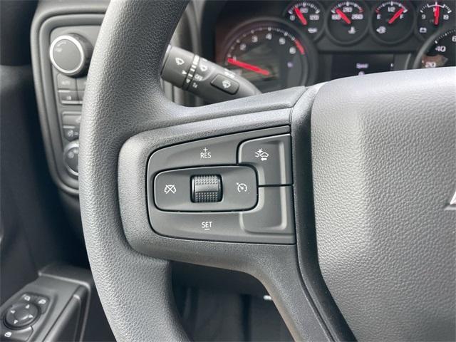 new 2025 Chevrolet Silverado 1500 car, priced at $43,779