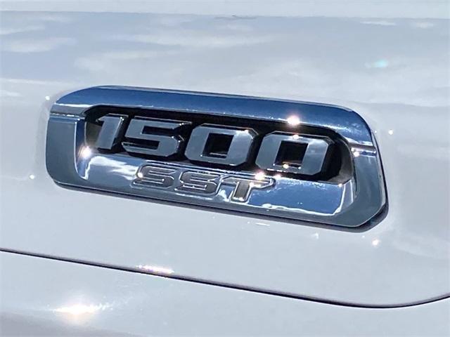 new 2025 Ram 1500 car, priced at $46,327