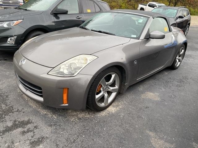 used 2007 Nissan 350Z car, priced at $12,750