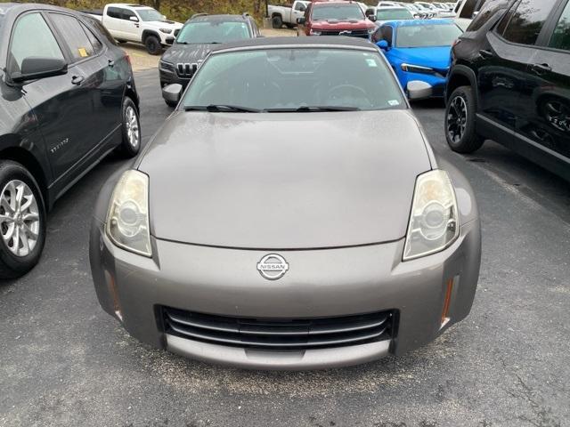 used 2007 Nissan 350Z car, priced at $12,750