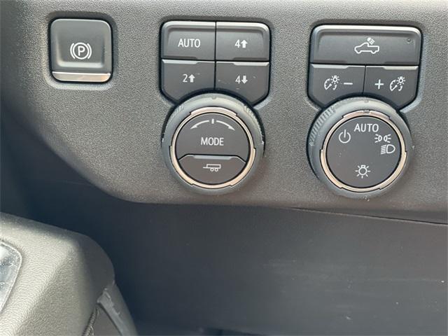new 2025 Chevrolet Silverado 1500 car, priced at $48,928