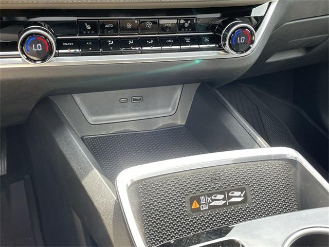 new 2026 Chevrolet Equinox car, priced at $37,455