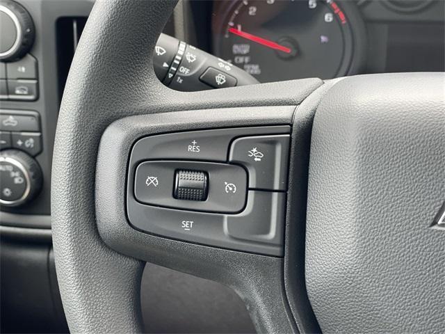 new 2025 Chevrolet Silverado 1500 car, priced at $45,728