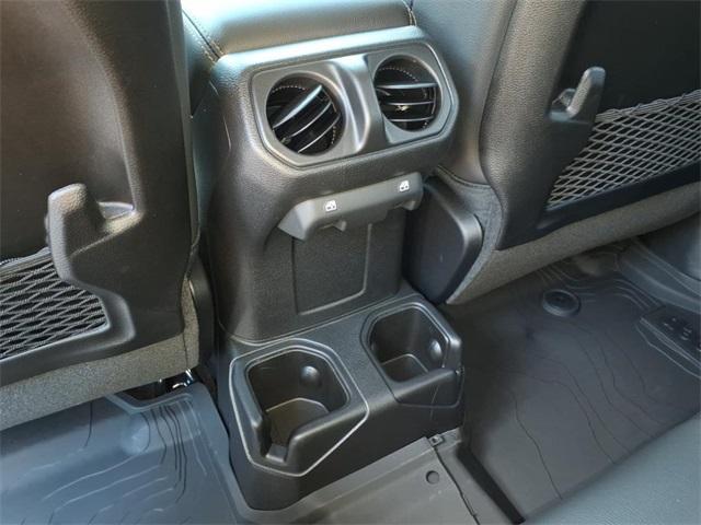 new 2025 Jeep Gladiator car, priced at $41,287