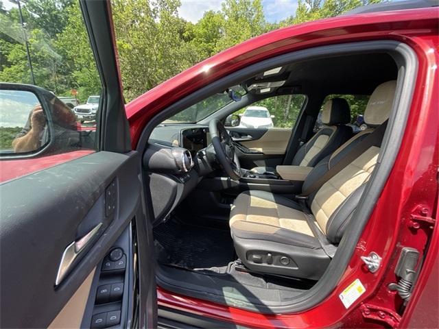 new 2026 Chevrolet Equinox car, priced at $39,110