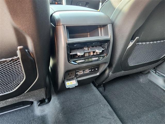 new 2025 Jeep Grand Cherokee car, priced at $52,261