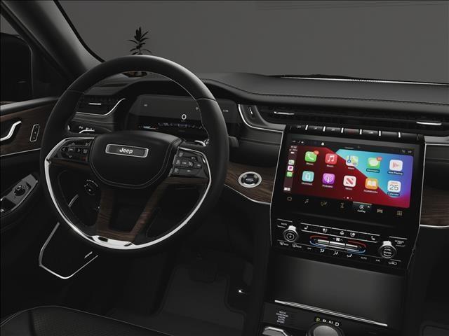 new 2025 Jeep Grand Cherokee car, priced at $52,930