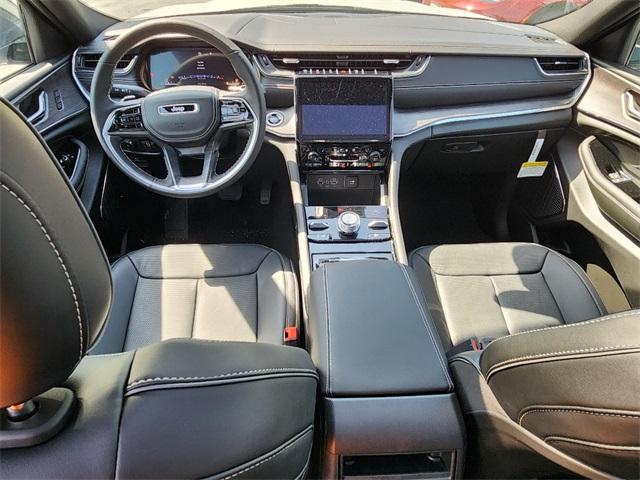 new 2025 Jeep Grand Cherokee car, priced at $52,261