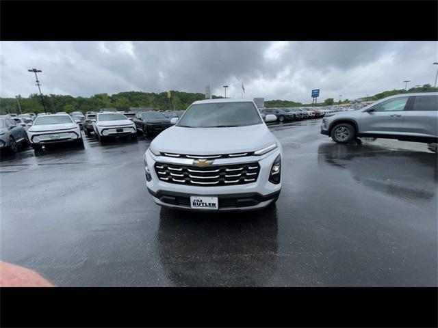 new 2026 Chevrolet Equinox car, priced at $32,245