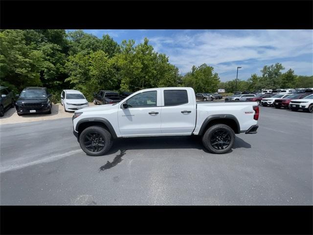 new 2024 Chevrolet Colorado car, priced at $39,989
