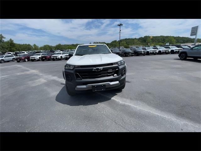 new 2024 Chevrolet Colorado car, priced at $39,989