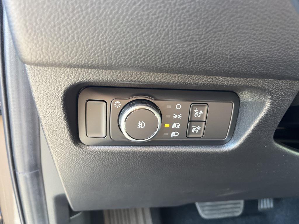 new 2025 Ford Ranger car, priced at $40,267