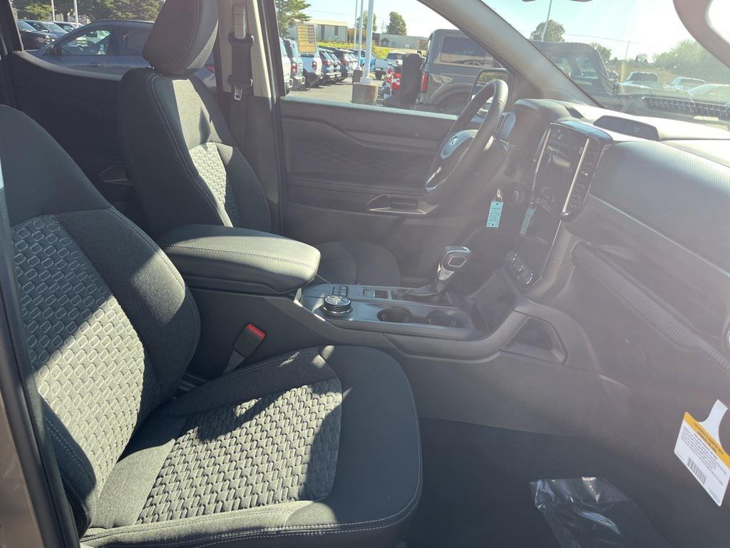 new 2025 Ford Ranger car, priced at $40,267