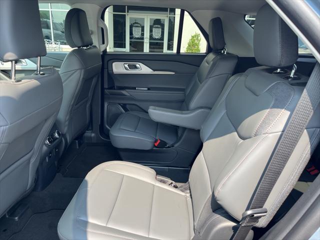 new 2025 Ford Explorer car, priced at $45,128