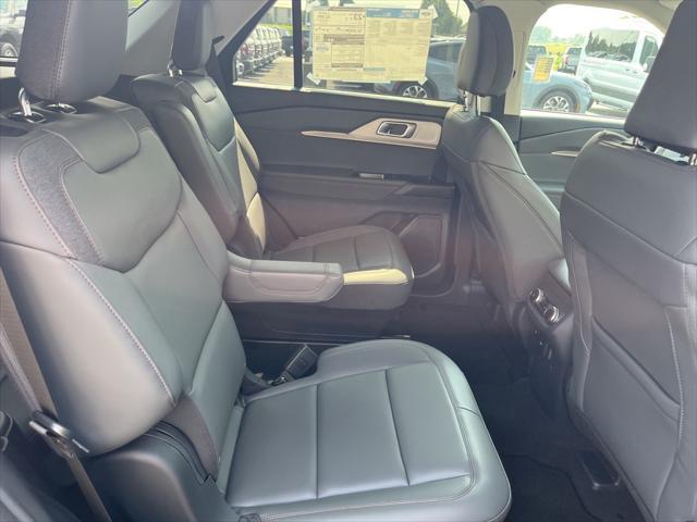 new 2025 Ford Explorer car, priced at $45,128