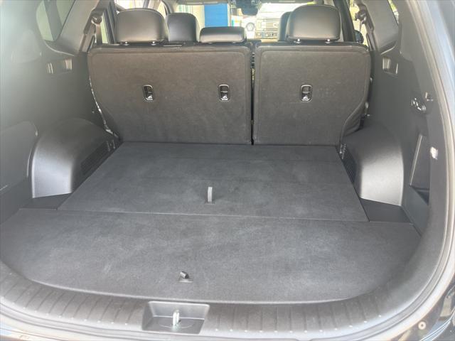 used 2023 Hyundai Santa Fe car, priced at $27,999