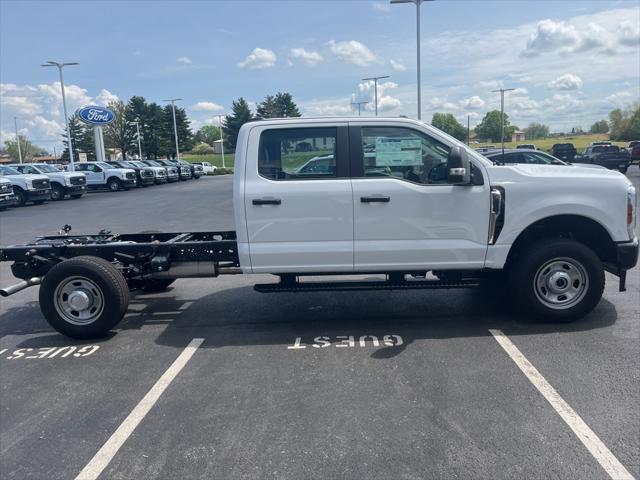 new 2025 Ford F-350 car, priced at $56,690