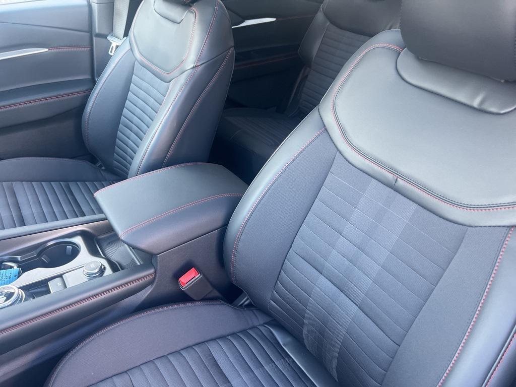 new 2025 Ford Explorer car, priced at $50,641