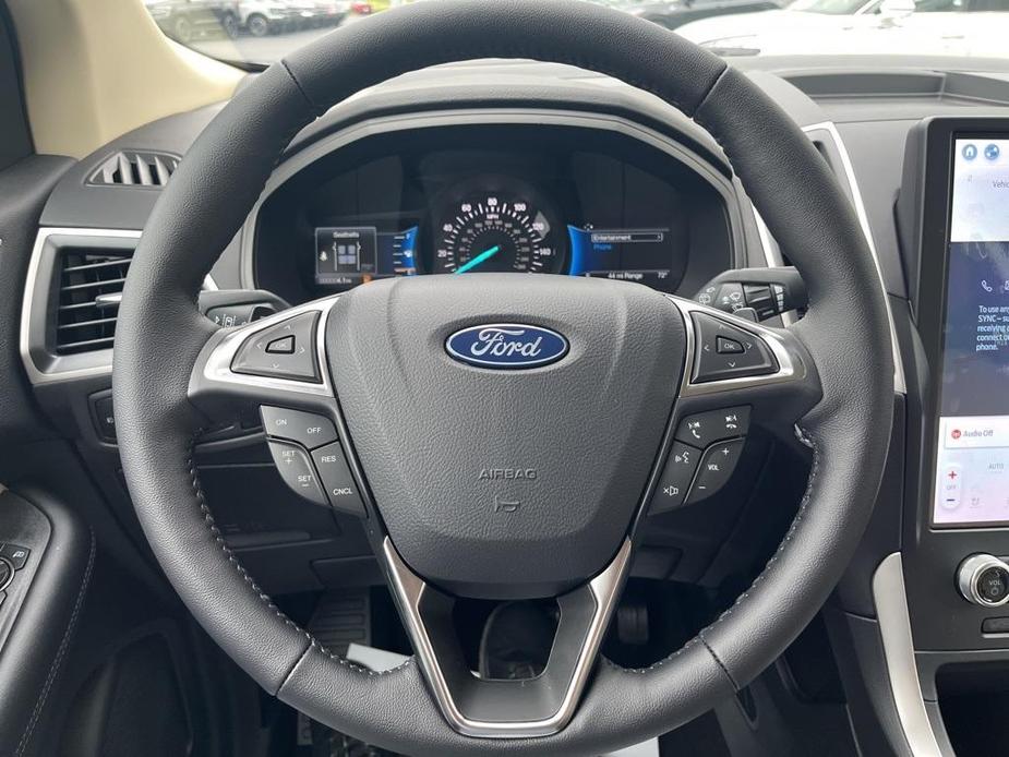 new 2024 Ford Edge car, priced at $43,658