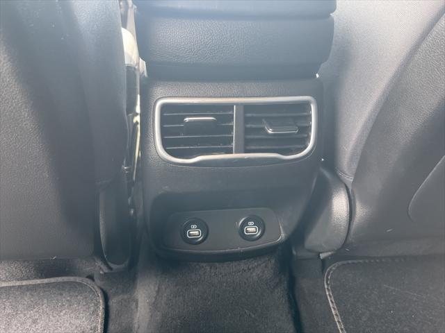 used 2022 Hyundai Santa Fe car, priced at $27,980