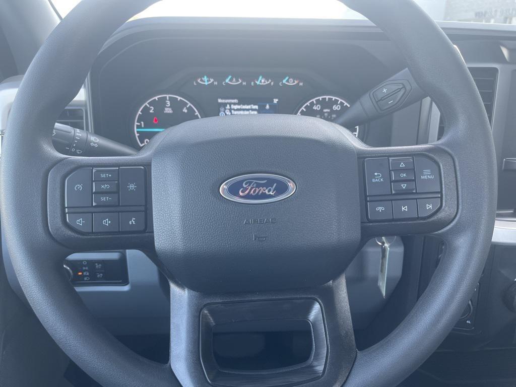 new 2025 Ford F-350 car, priced at $73,752