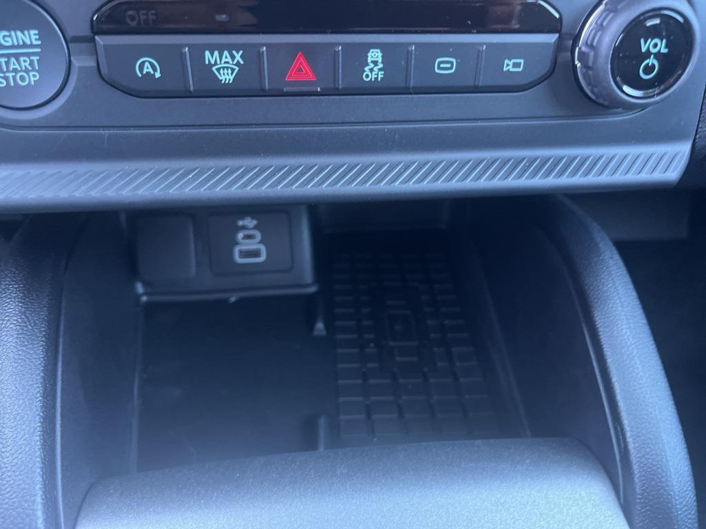 new 2025 Ford Bronco Sport car, priced at $35,363