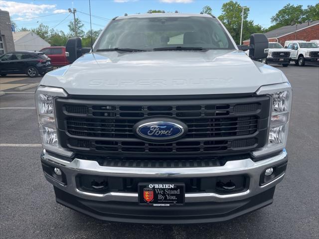 new 2025 Ford F-250 car, priced at $65,667