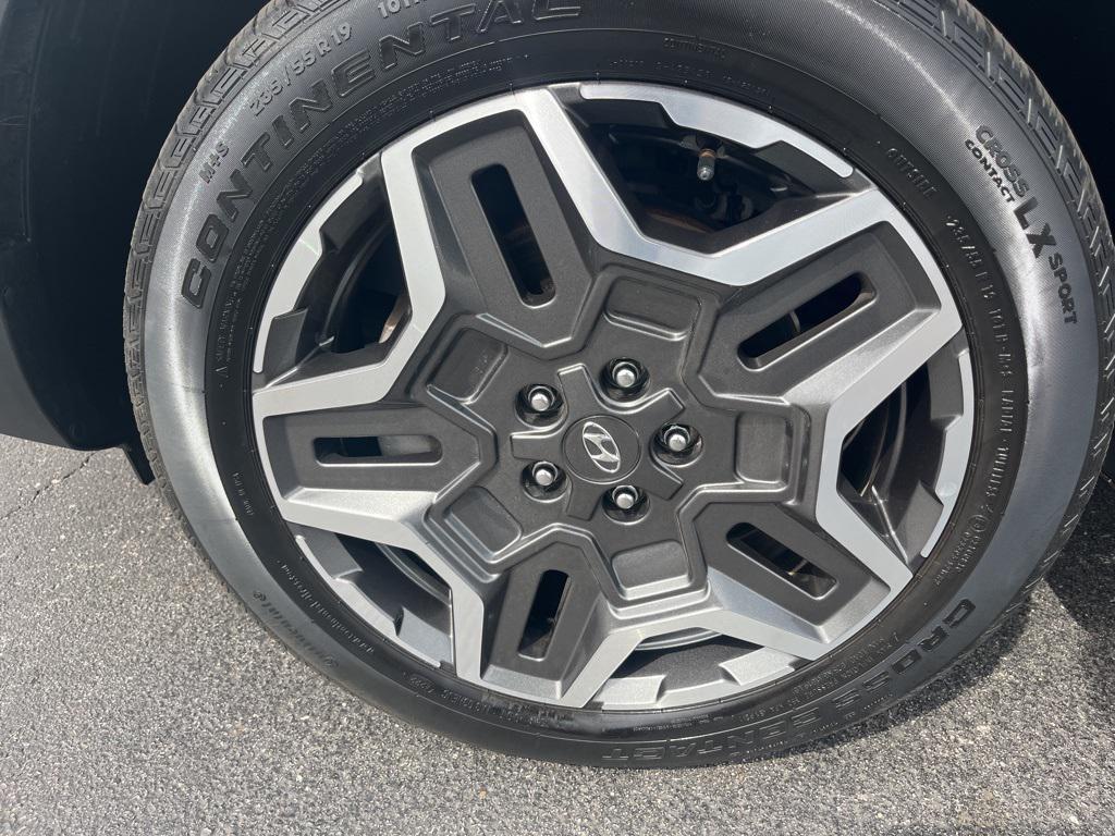 used 2023 Hyundai Santa Fe car, priced at $25,500