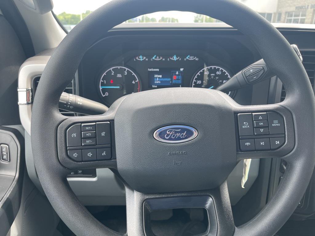 new 2025 Ford F-250 car, priced at $60,418