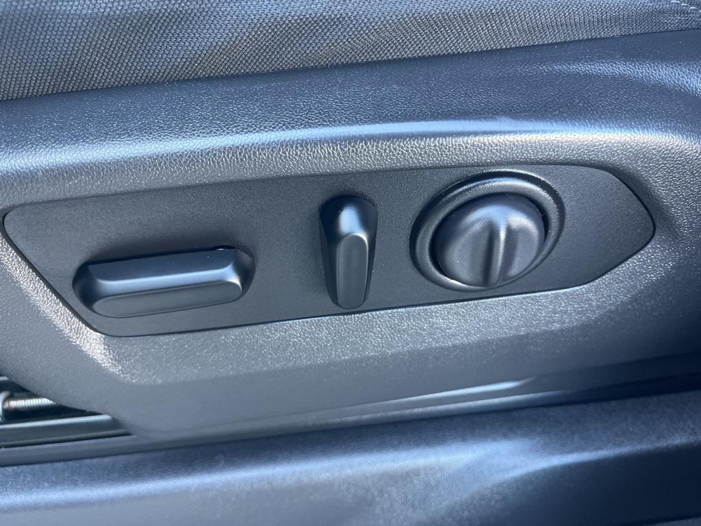 used 2021 GMC Sierra 1500 car, priced at $30,422