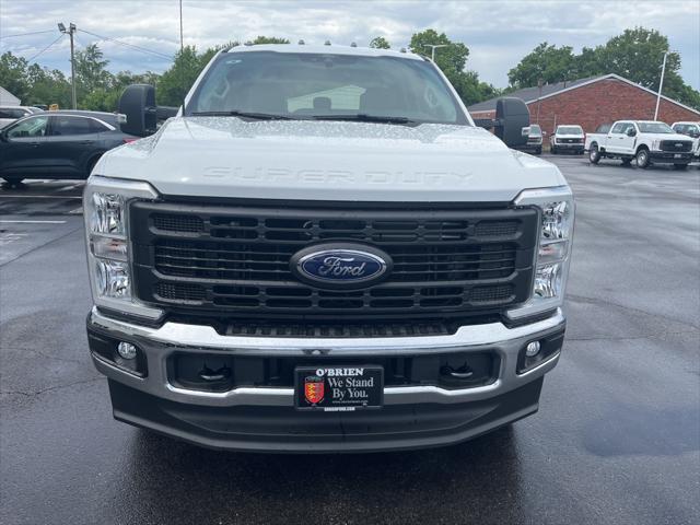 new 2025 Ford F-250 car, priced at $64,561