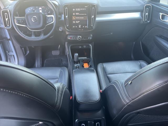 used 2021 Volvo XC40 car, priced at $22,490