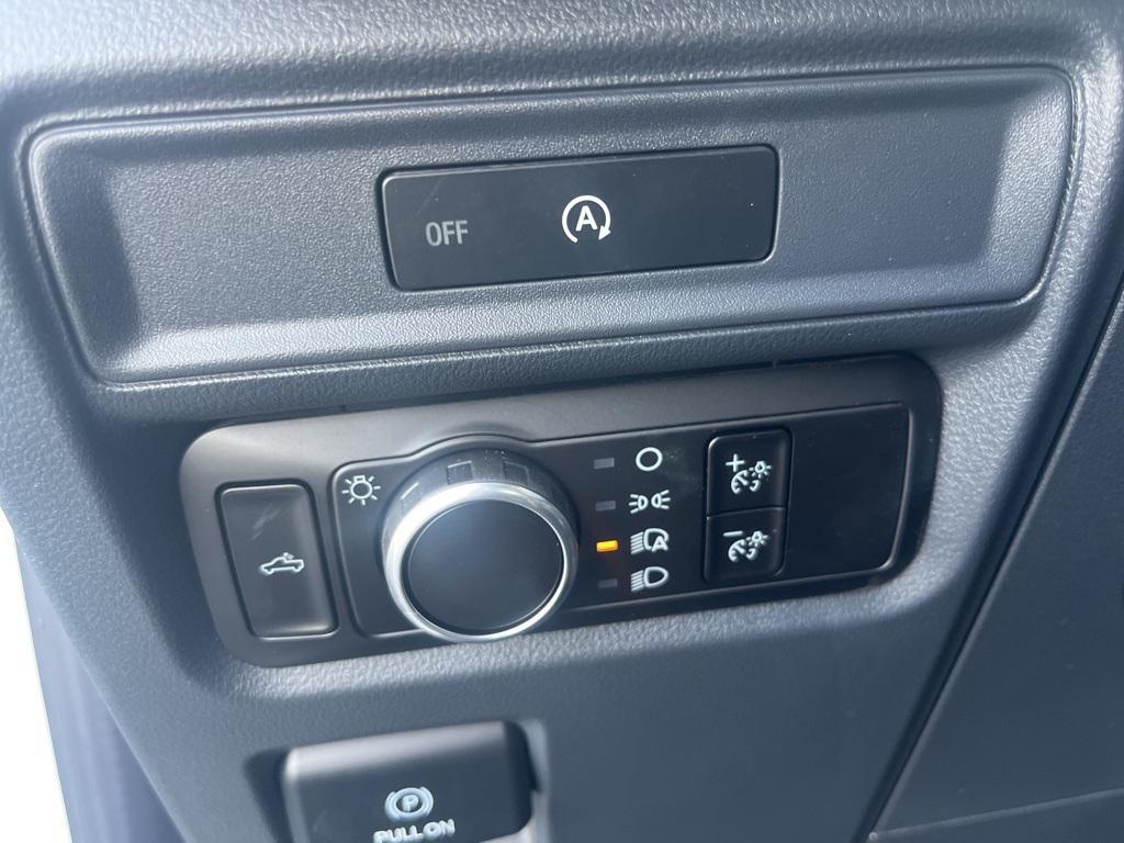 new 2025 Ford F-150 car, priced at $41,338