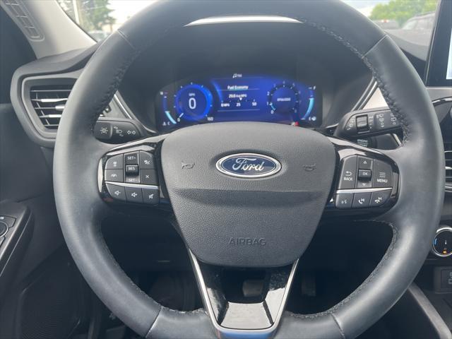 used 2022 Ford Escape car, priced at $25,467