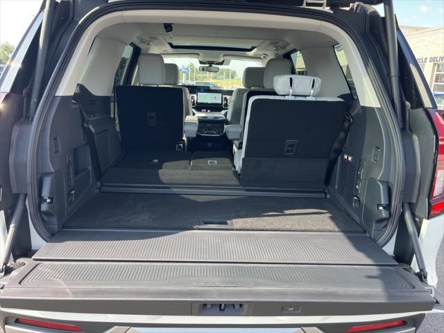 new 2025 Ford Expedition car, priced at $91,520