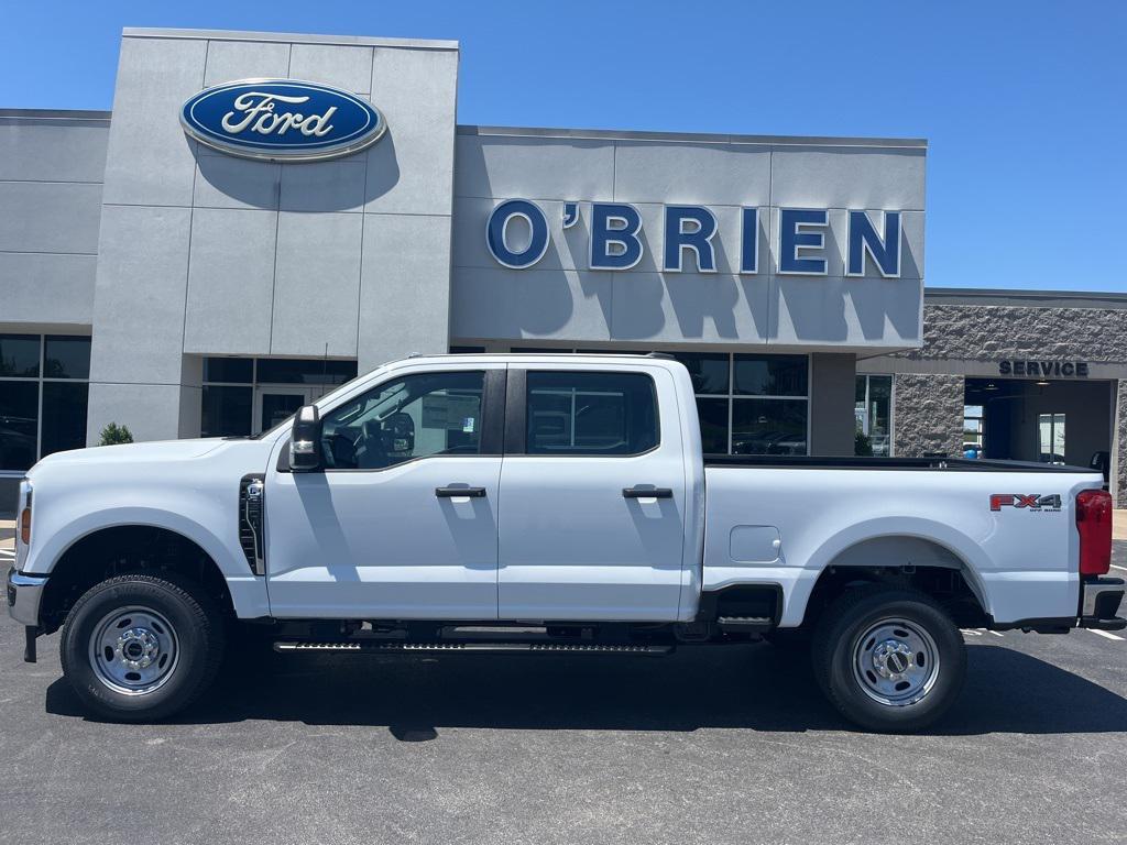 new 2025 Ford F-250 car, priced at $53,877