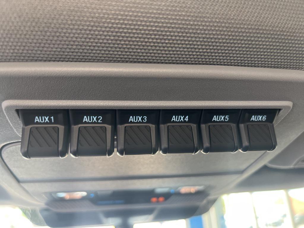 new 2025 Ford F-250 car, priced at $53,877