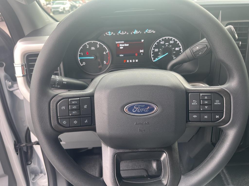 new 2025 Ford F-350 car, priced at $63,725
