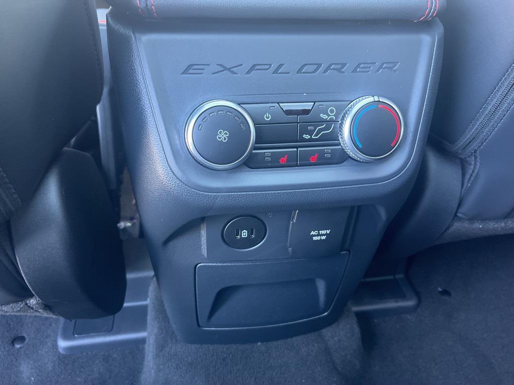new 2025 Ford Explorer car, priced at $50,213