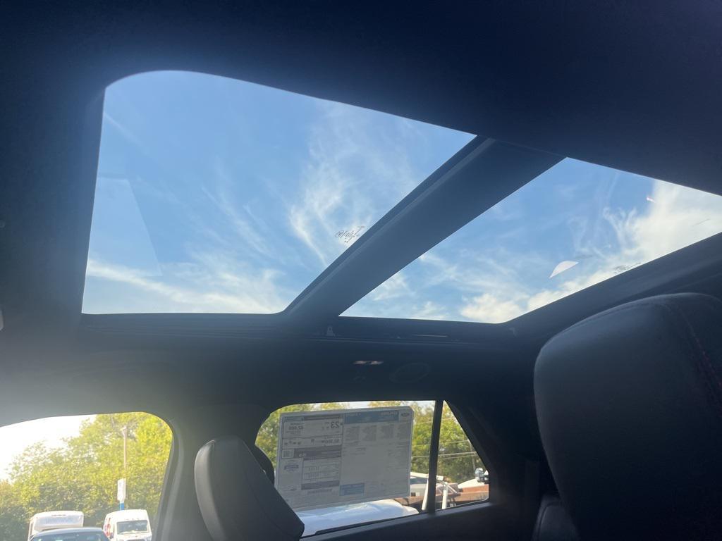 new 2025 Ford Explorer car, priced at $50,213