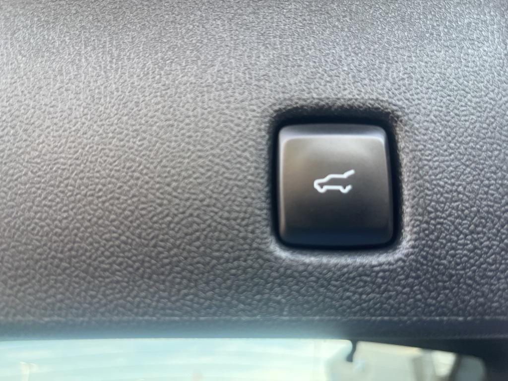 used 2022 Ford Escape car, priced at $21,411