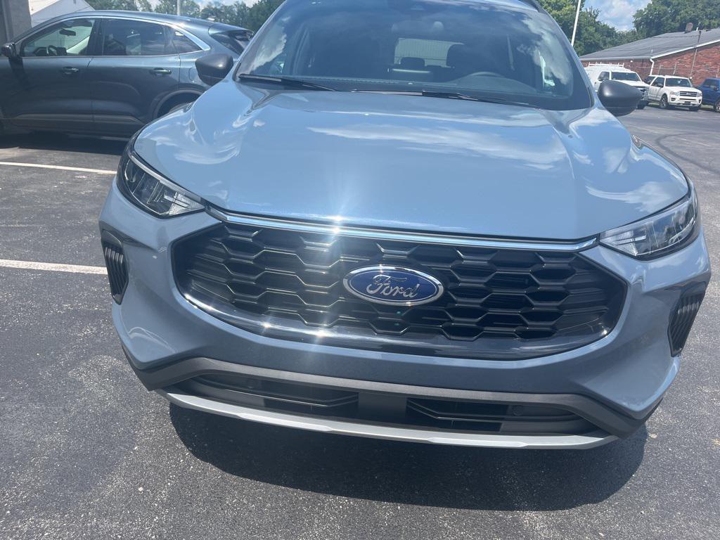 new 2025 Ford Escape car, priced at $29,540