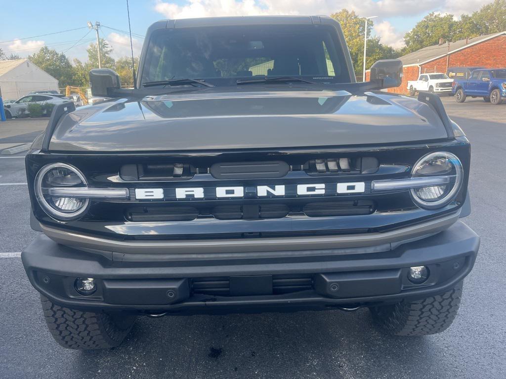 new 2025 Ford Bronco car, priced at $60,739